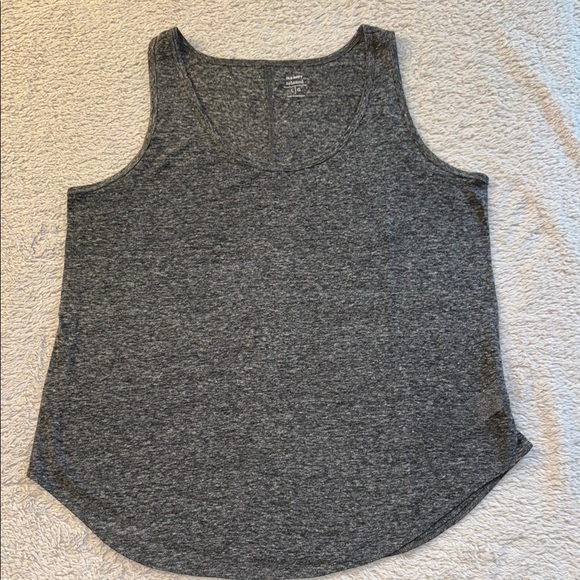 ๐ 2-Piece Womenโs T-Shirt Bundle โ Size Large - Picture 2 of 10